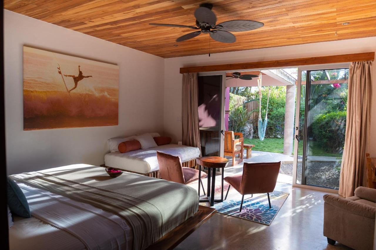 Iluminar Beachfront Suites Носара Екстериор снимка