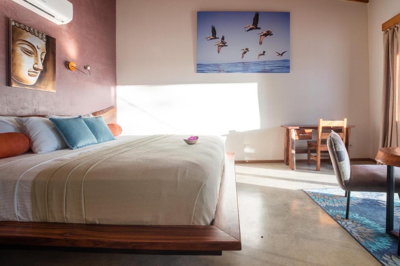 Iluminar Beachfront Suites Носара Екстериор снимка